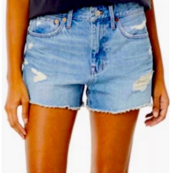 Madewell Pants - Madewell Relaxed Denim Jean Shorts Distressed Raw Hem ND697 Women’s Size 30
